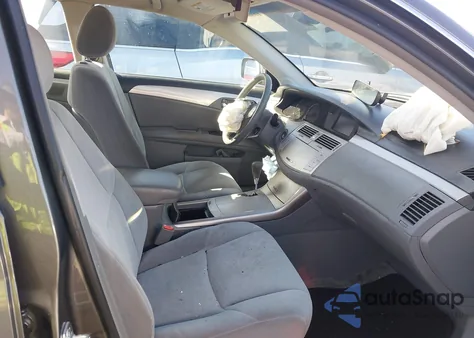 2006 Toyota Avalon Xl z USA, uszkodzony, nr VIN 4T1BK36B46U143673